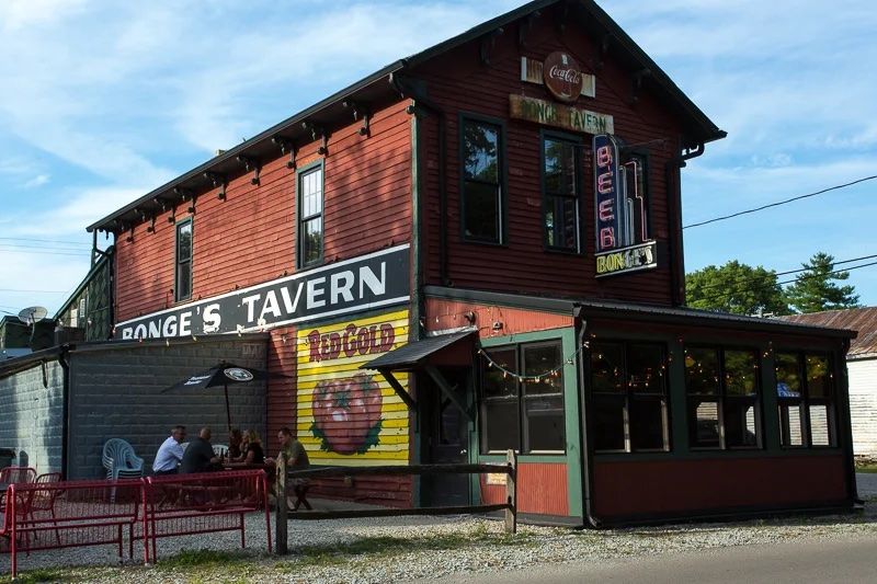 Bonge's Tavern in Perkinsville
