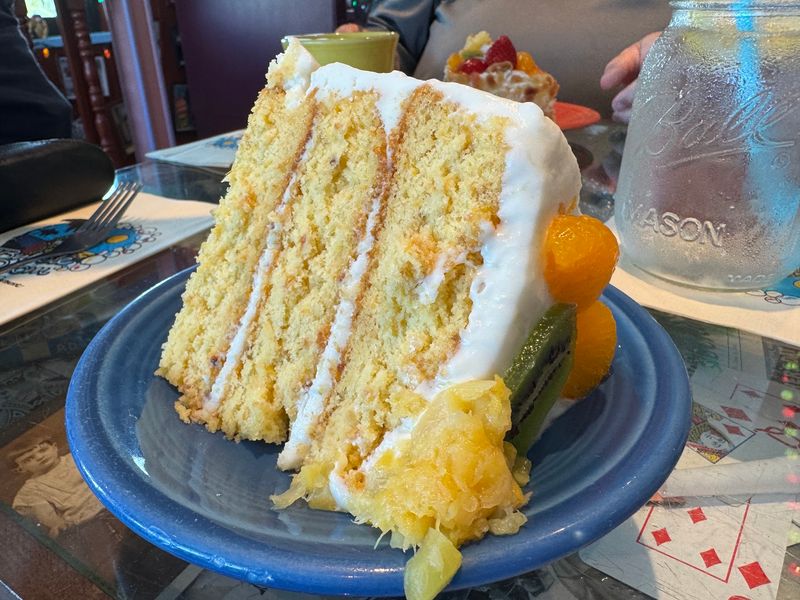 Cakes Worthy of a Second Trip Cakes Worthy of a Second Trip