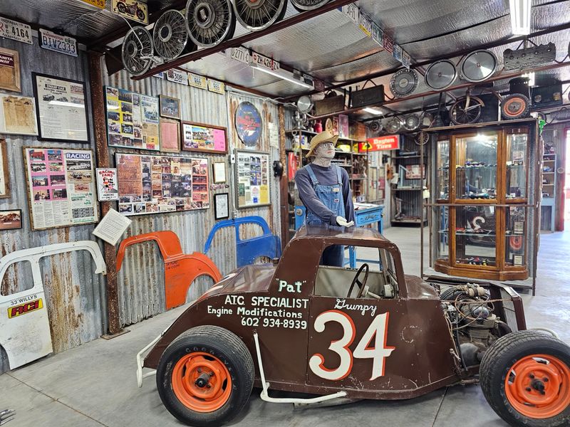 Cars Shrunk Down But Somehow Fully Real Cars Shrunk Down But Somehow Fully Real
