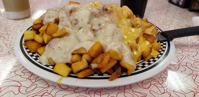 Cheese-Smothered Favorites Bring Local Flavor Cheese-Smothered Favorites Bring Local Flavor