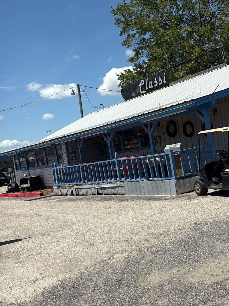 Classic Café, Waldo, FL