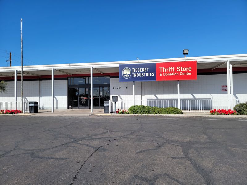 Deseret Industries Thrift Store & Donation Center, Mesa, AZ