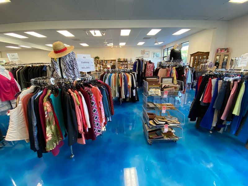Designer Castoffs and Racks Worth Digging Through Designer Castoffs and Racks Worth Digging Through