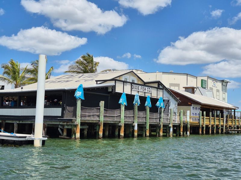 Dixie Fish Co., Fort Myers Beach, FL