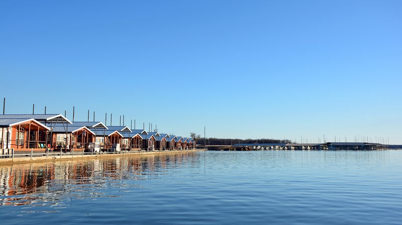 Floating Homes On Lake Texoma Floating Homes On Lake Texoma
