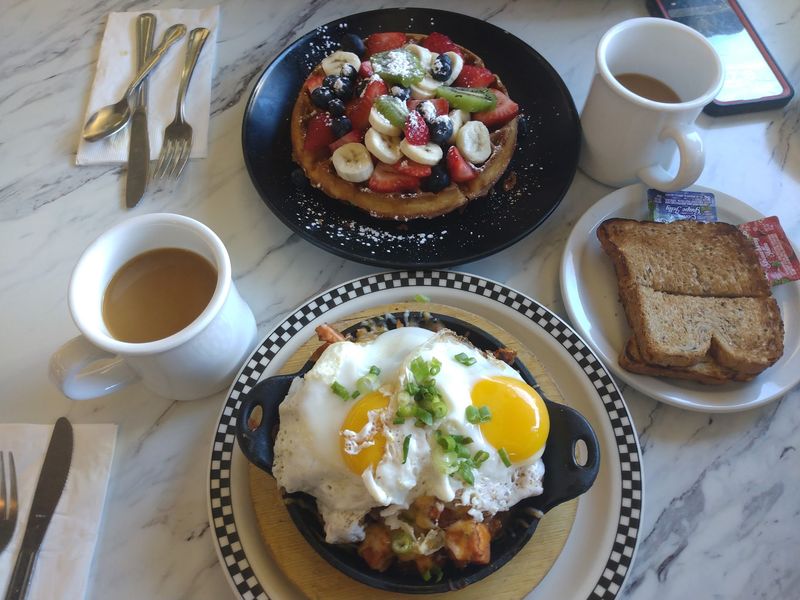 Gluten-Free Options and Fresh Ingredients