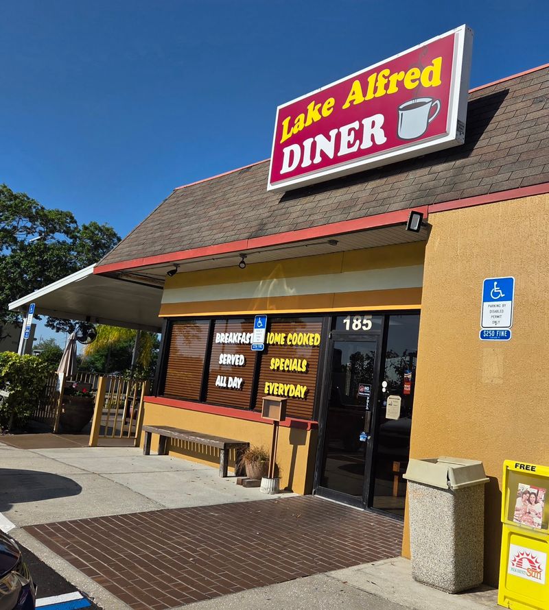 Lake Alfred Diner Inc, Lake Alfred, FL Lake Alfred Diner Inc, Lake Alfred, FL