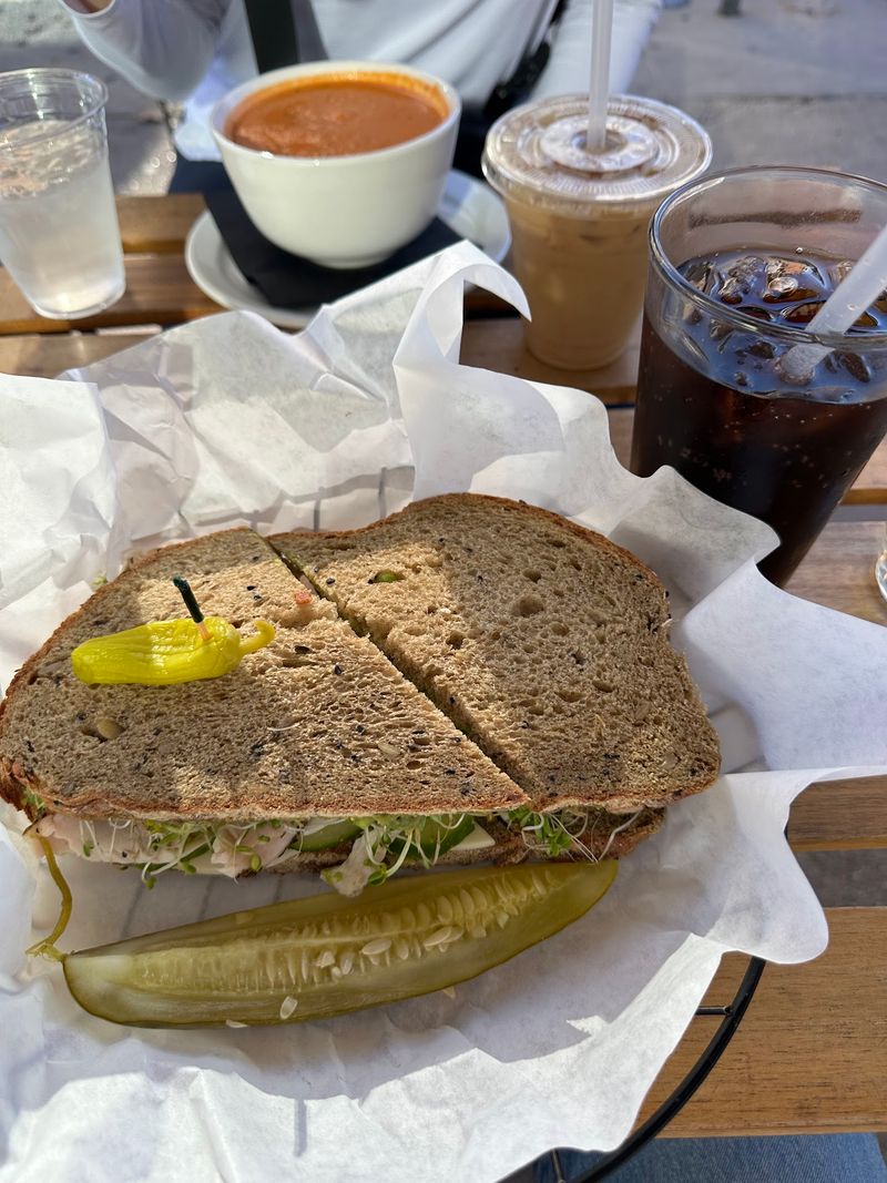Lunch Pairings and Deli Favorites Lunch Pairings and Deli Favorites