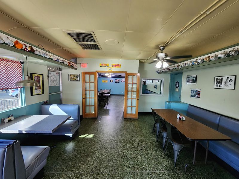 Mel's Diner, Phoenix, AZ Mel's Diner, Phoenix, AZ