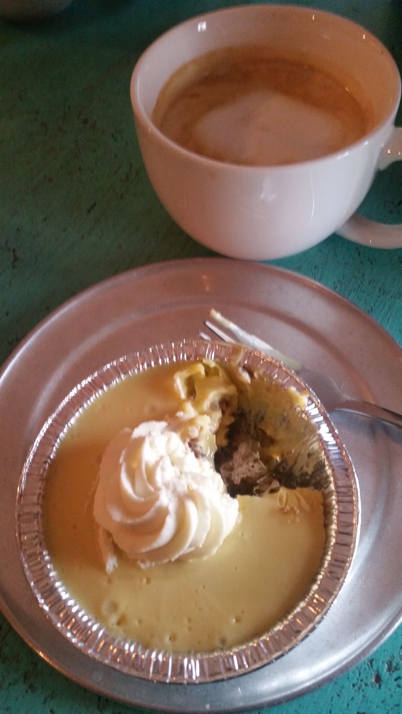 Mini Pies for the Indecisive Mini Pies for the Indecisive
