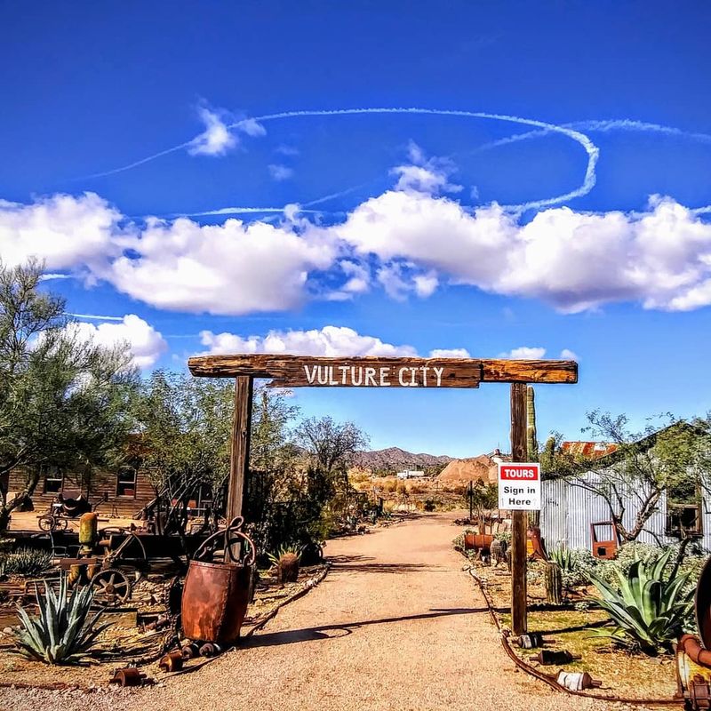 Old West Gunfights And Live Shows Old West Gunfights And Live Shows