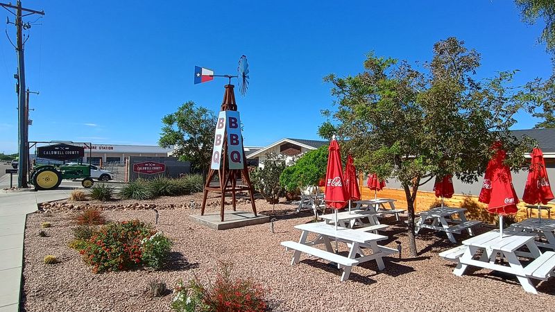 Picnic Tables, Timber Walls, And Room To Gather
