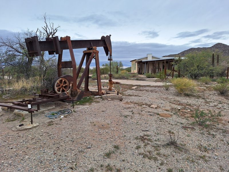 Pioneer Routes and an Abandoned Ranch Pioneer Routes and an Abandoned Ranch