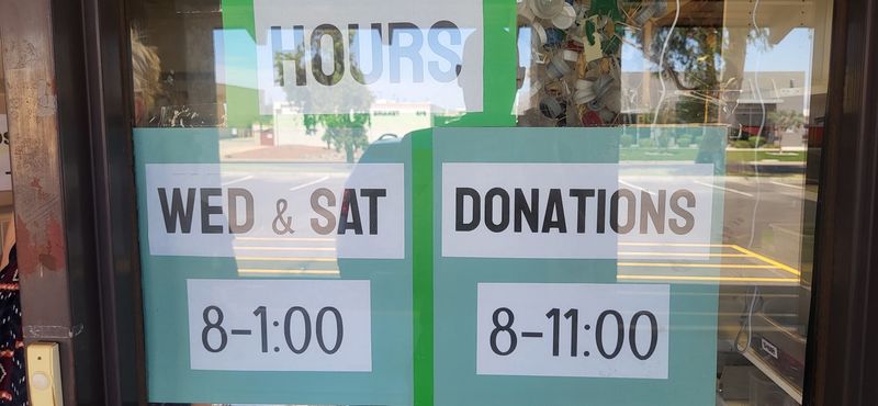 Planning Your Visit: Hours, Cash, and Small Warnings Planning Your Visit: Hours, Cash, and Small Warnings