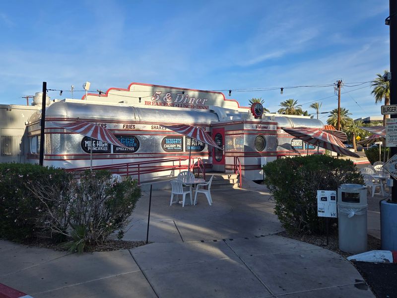 Prices, Portions, and Parking Nearby Prices, Portions, and Parking Nearby