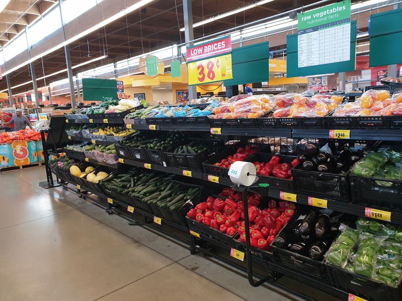 Produce That Moves Fast Produce That Moves Fast