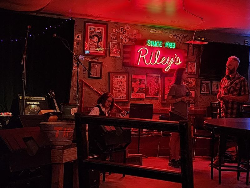 Room After Room of Honky-Tonk Space Room After Room of Honky-Tonk Space
