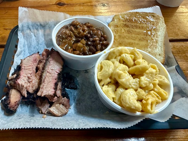 Sides and Sweets Worth the Detour Sides and Sweets Worth the Detour
