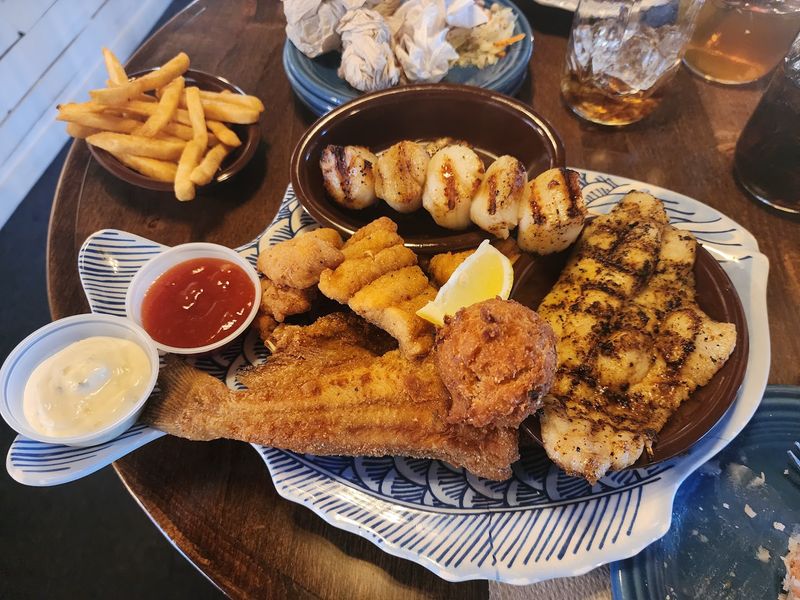 Southern Seafood With a Wide Menu