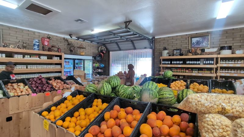 Summers Fruit Barn, Phoenix, AZ Summers Fruit Barn, Phoenix, AZ