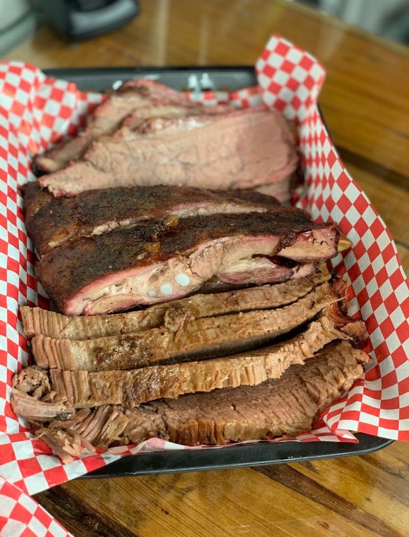 The Brisket That Draws the Crowds The Brisket That Draws the Crowds