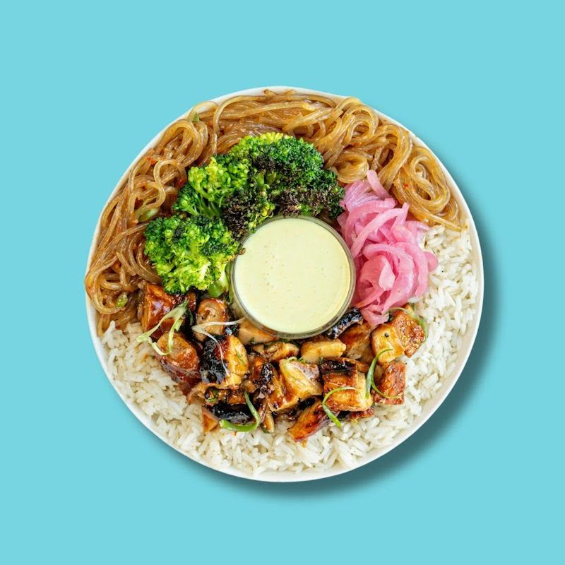 The Build-Your-Own-Bowl Concept That Rules the Menu The Build-Your-Own-Bowl Concept That Rules the Menu