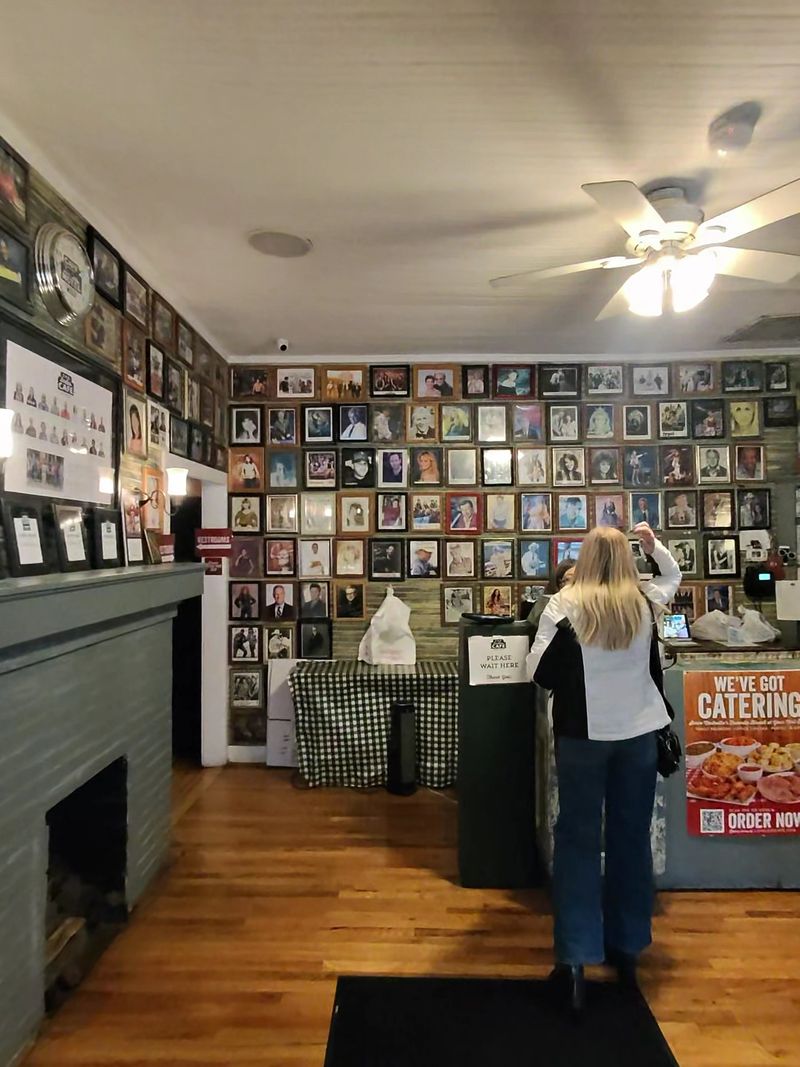 The Famous Wall of Celebrities