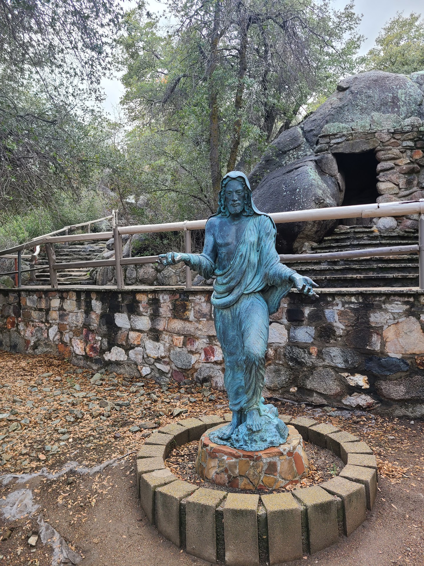 The Hot Shots Memorial Worth Seeking Out