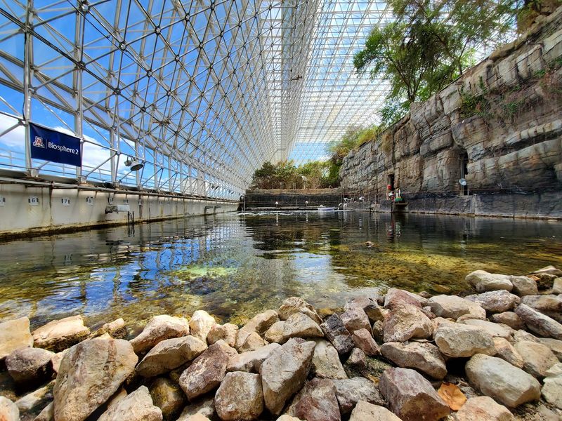 The Million-Gallon Ocean Under Glass The Million-Gallon Ocean Under Glass