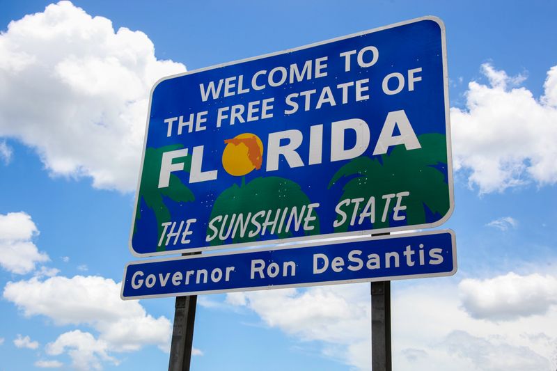 The welcome sign’s message has changed The welcome sign’s message has changed