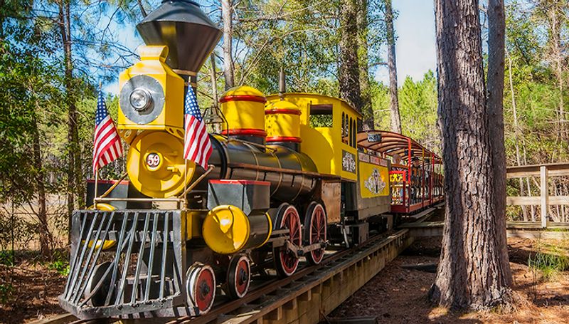 Veterans Memorial Railroad (ORG), Bristol, FL