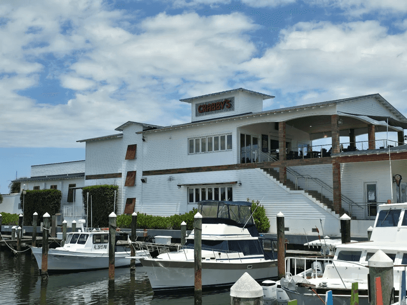 Why This Waterfront Keeps Its Regulars