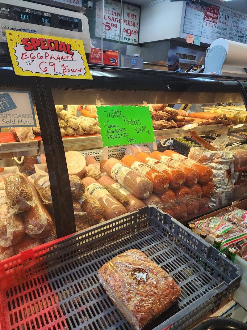 Why the Sandwich Line Never Quits Why the Sandwich Line Never Quits