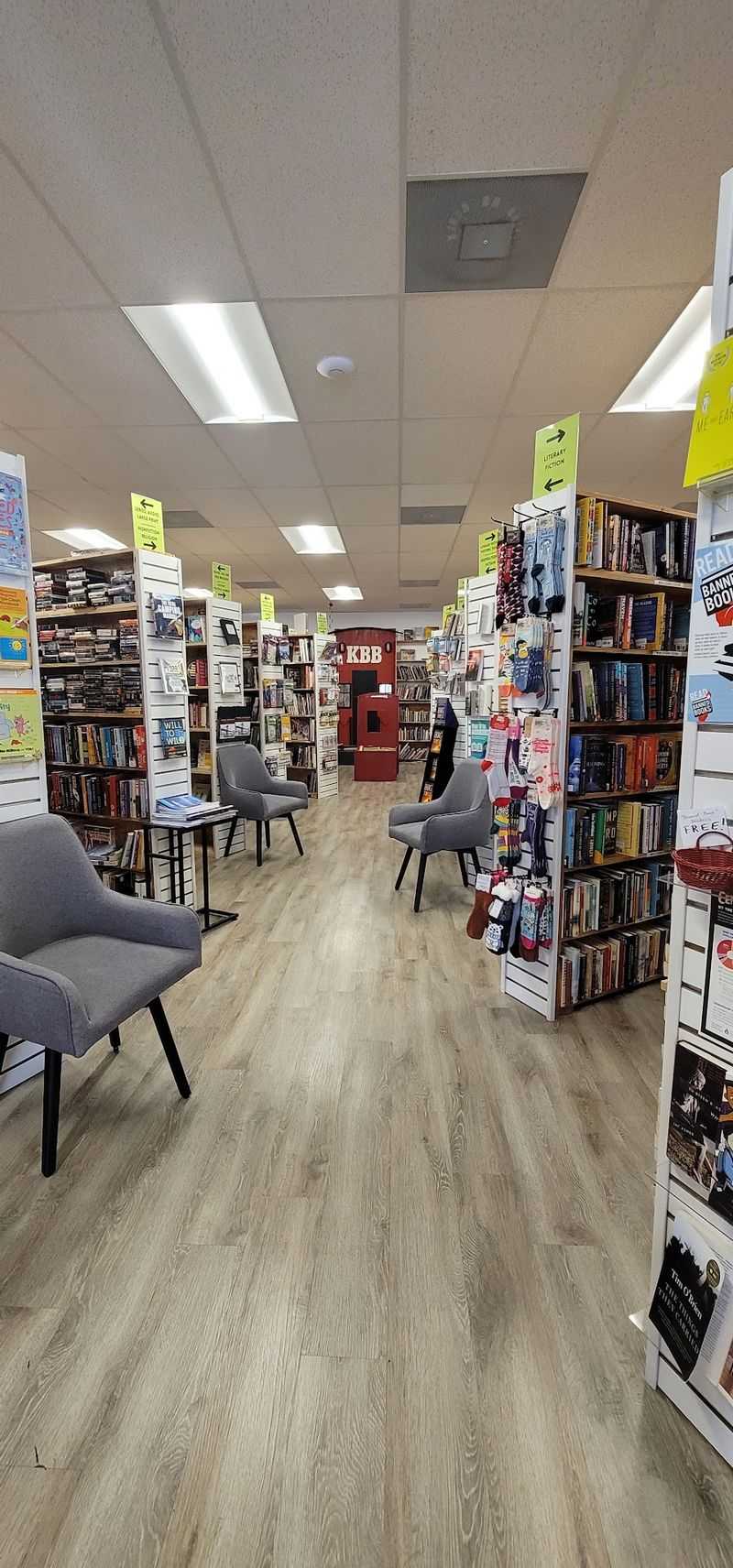 A Calm Space That Still Buzzes