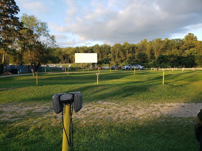 A Classic Screen Off US-250