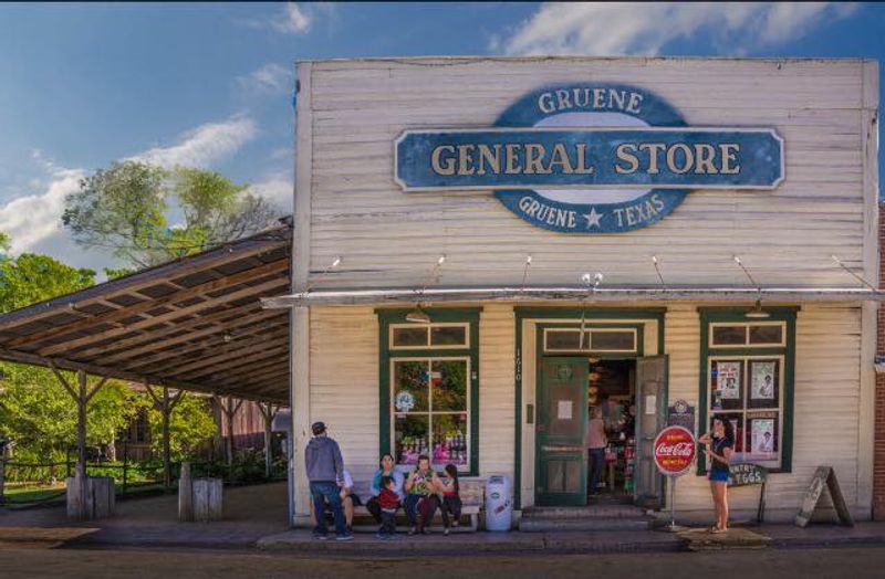 A Corner Shop on Hunter Road