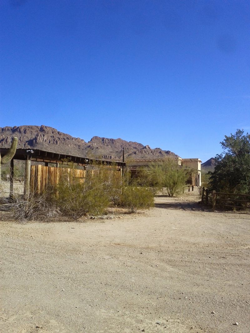 A Hollywood Town at the Edge of the Tucson Mountains A Hollywood Town at the Edge of the Tucson Mountains