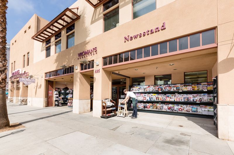 A Landmark Address on Colorado Boulevard A Landmark Address on Colorado Boulevard