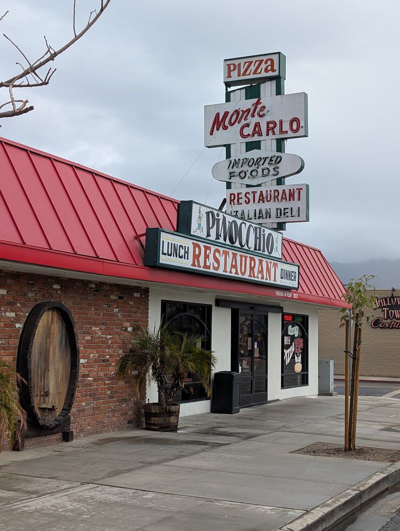 A Magnolia Park Corner Worth the Detour