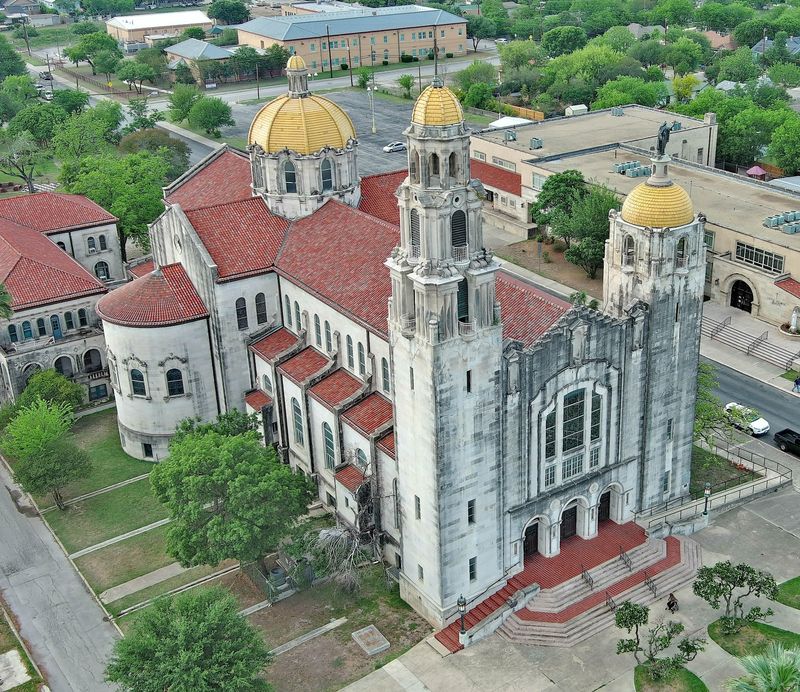 A National Shrine on Zarzamora Street A National Shrine on Zarzamora Street