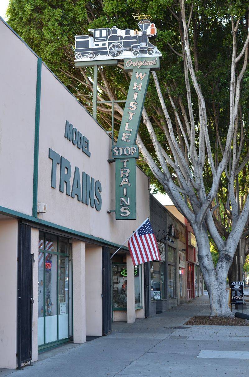 A Railroad Stop on Altadena Drive A Railroad Stop on Altadena Drive