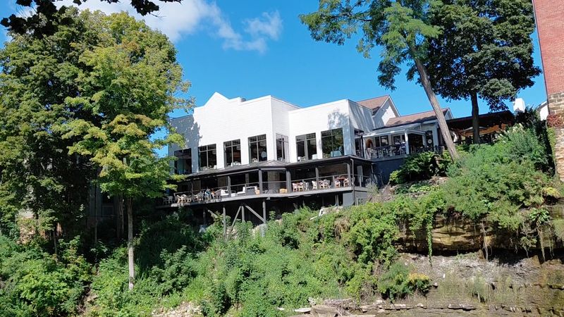 A Riverside Address in Chagrin Falls A Riverside Address in Chagrin Falls