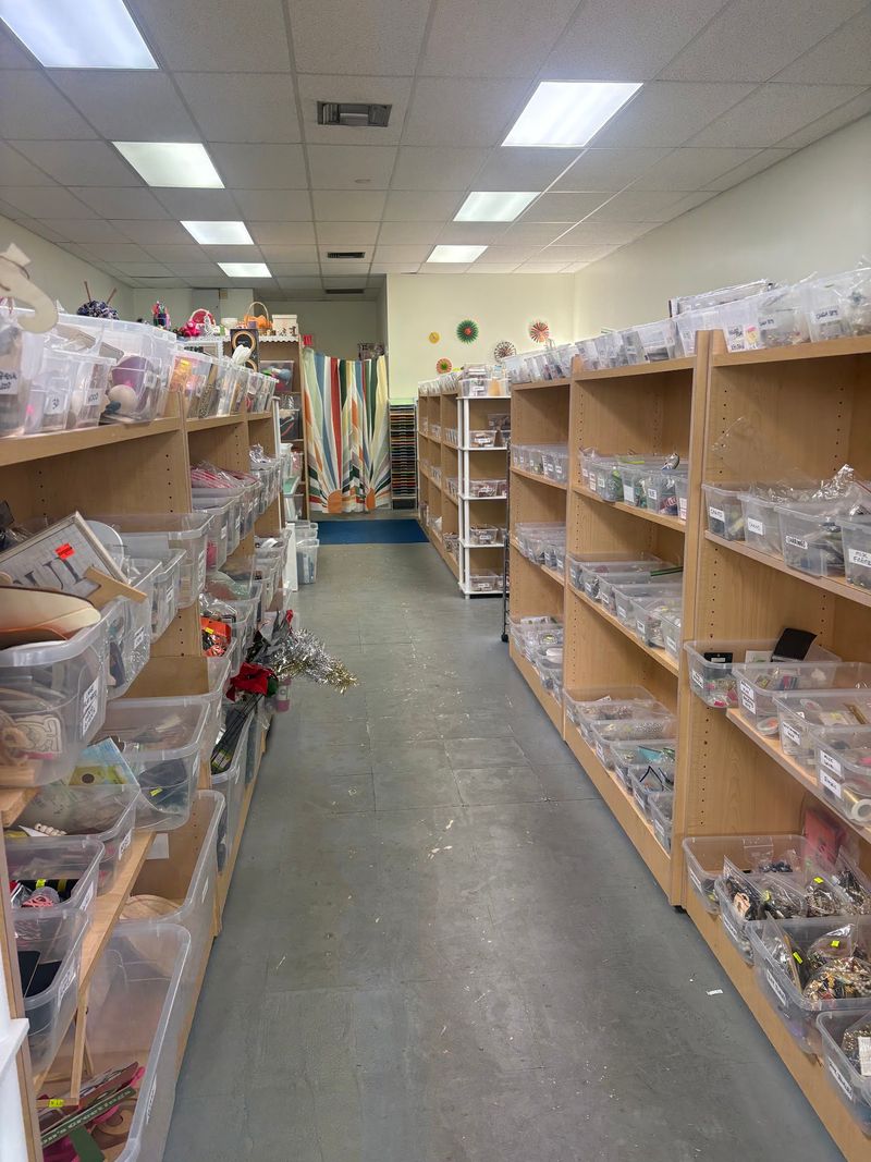A Secondhand Craft Haven on Seminole Boulevard A Secondhand Craft Haven on Seminole Boulevard