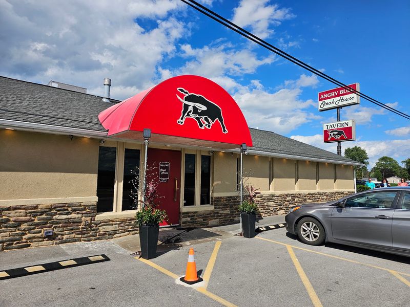 A Steakhouse Hiding in Plain Sight