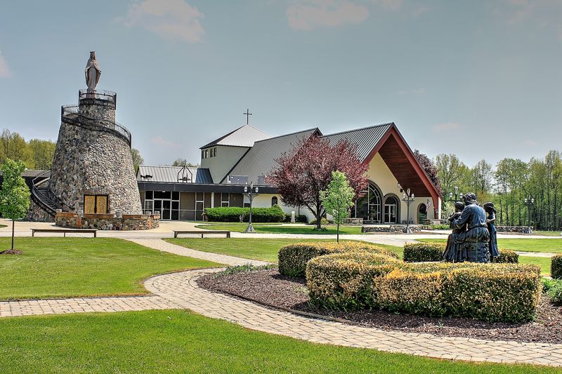 Basilica & National Shrine of Our Lady of Lebanon, North Jackson, Ohio Basilica & National Shrine of Our Lady of Lebanon, North Jackson, Ohio