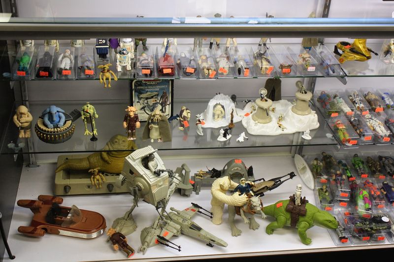 Before You Sell Your Collection Before You Sell Your Collection