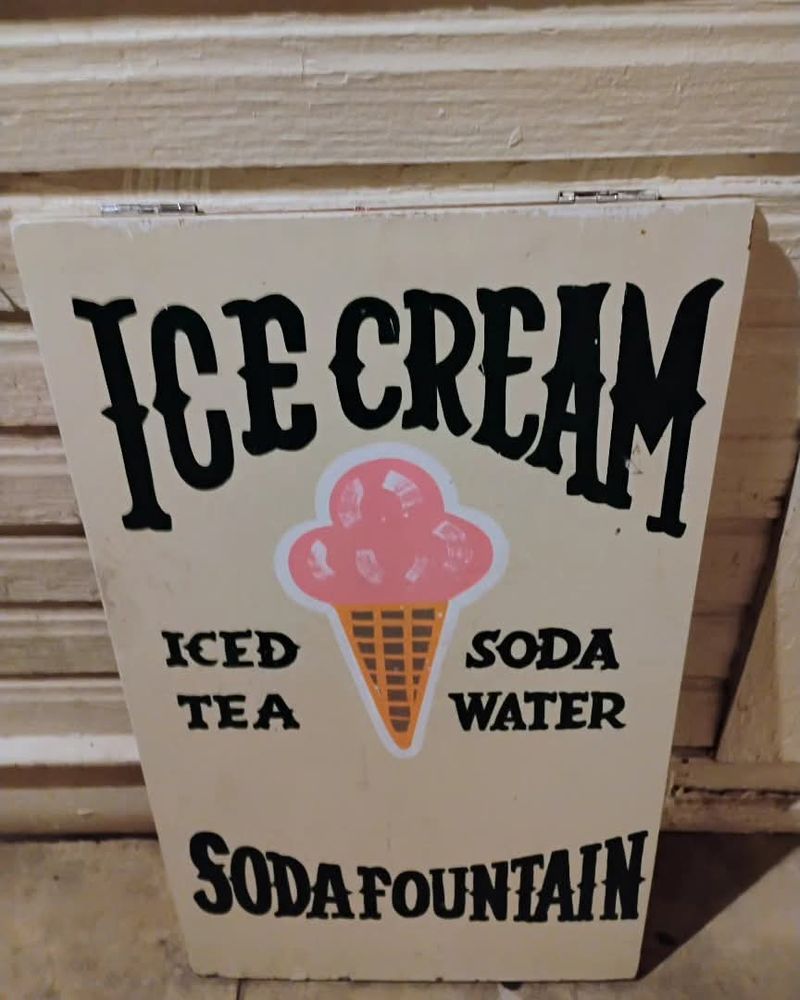 Blue Bell Scoops at the Counter