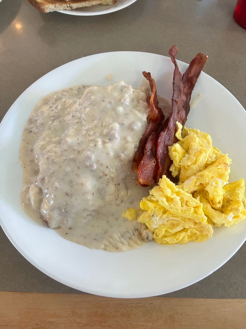 Breakfast Built for Big Appetites Breakfast Built for Big Appetites