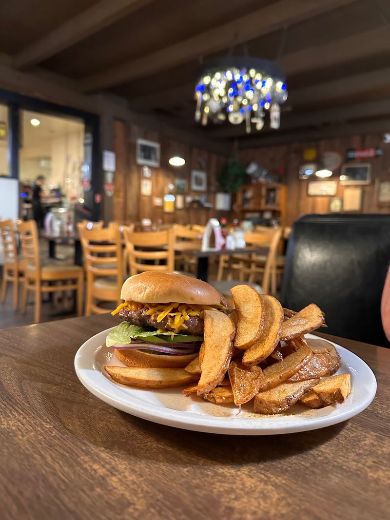 Burgers With Old-School Credentials