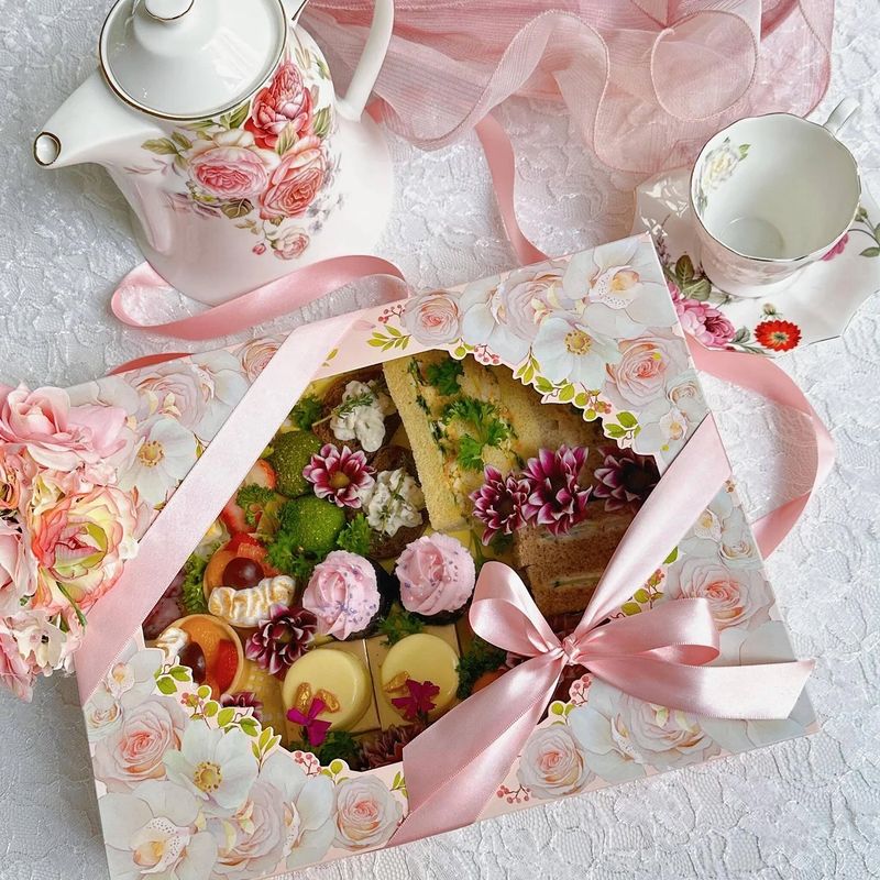 Catering Beyond the Tea Room Walls Catering Beyond the Tea Room Walls